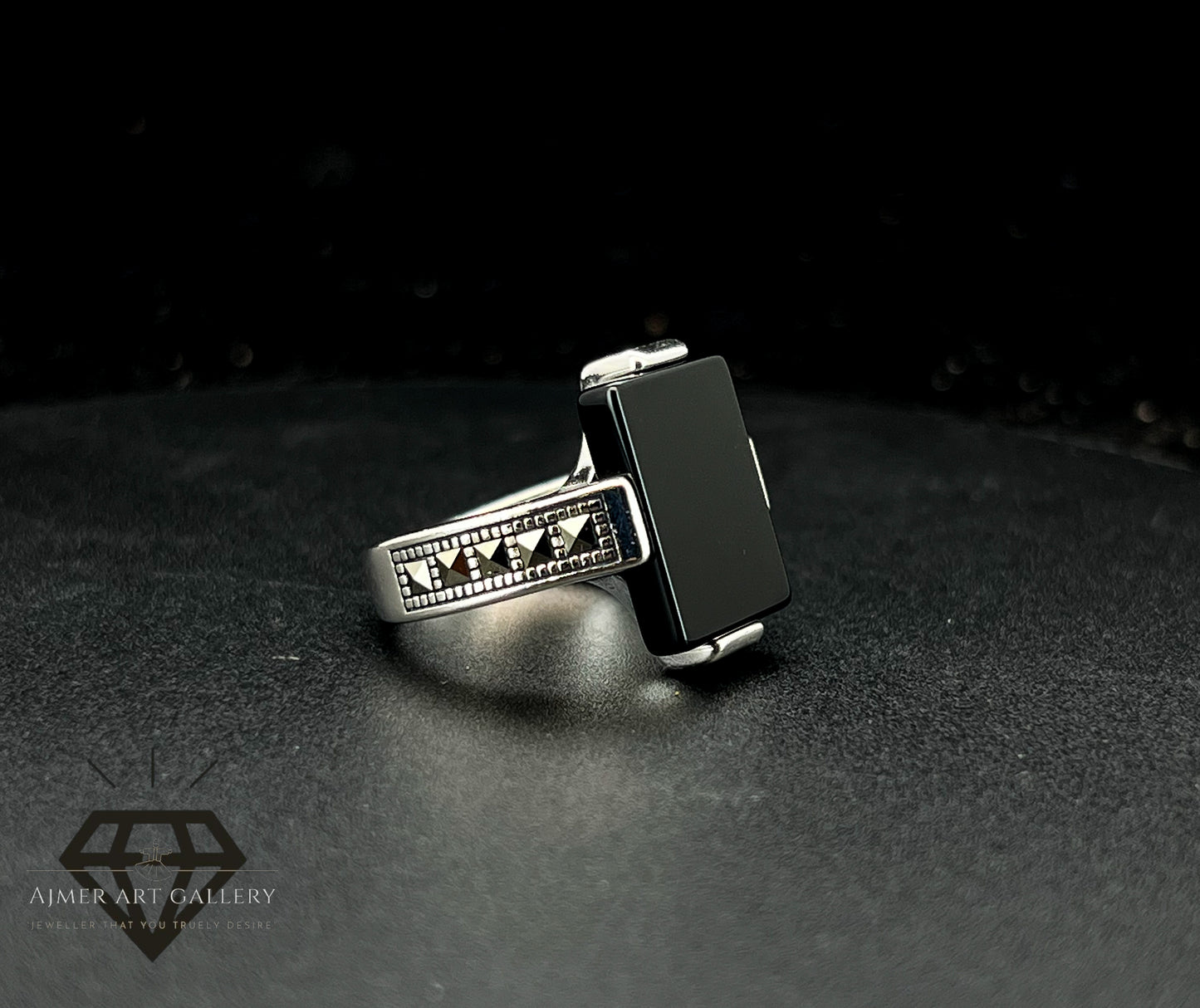 Royal Aqeeq Silver Ring – 92.5% Italian Sterling