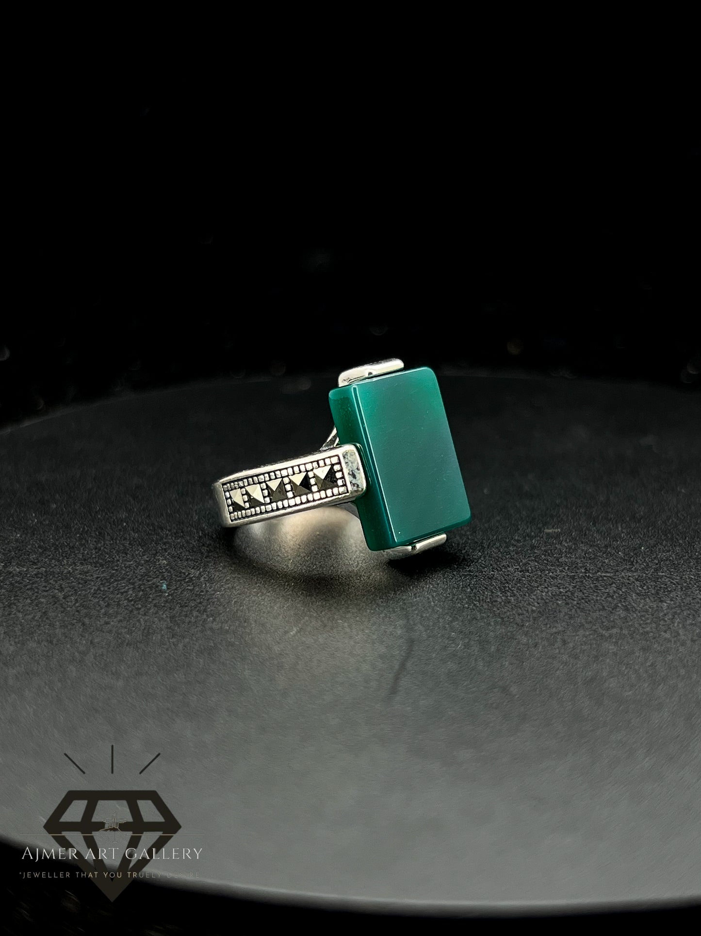 Royal Aqeeq Silver Ring – 92.5% Italian Sterling