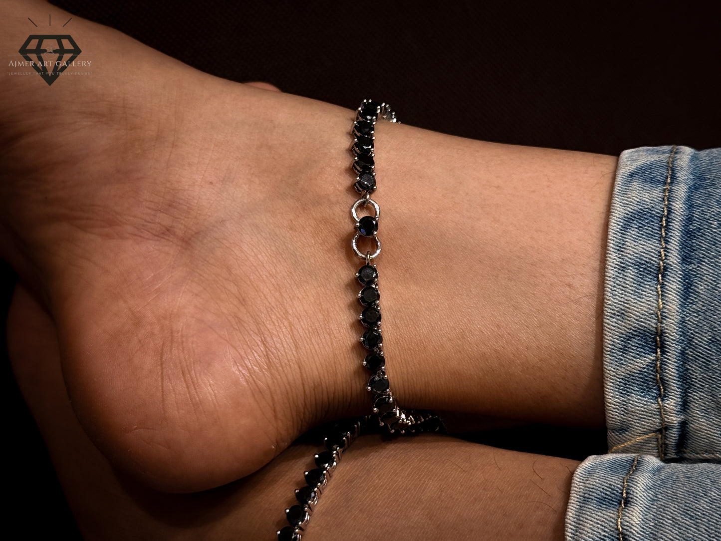 Elegant black stone Design Payal