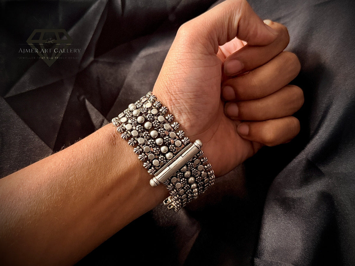 Heavy Bracelet
