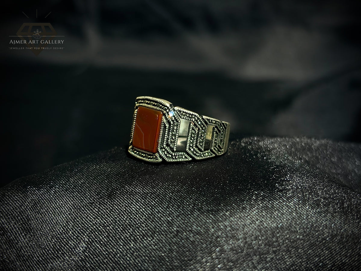 Men's Red Aqeeq / Agate Ring