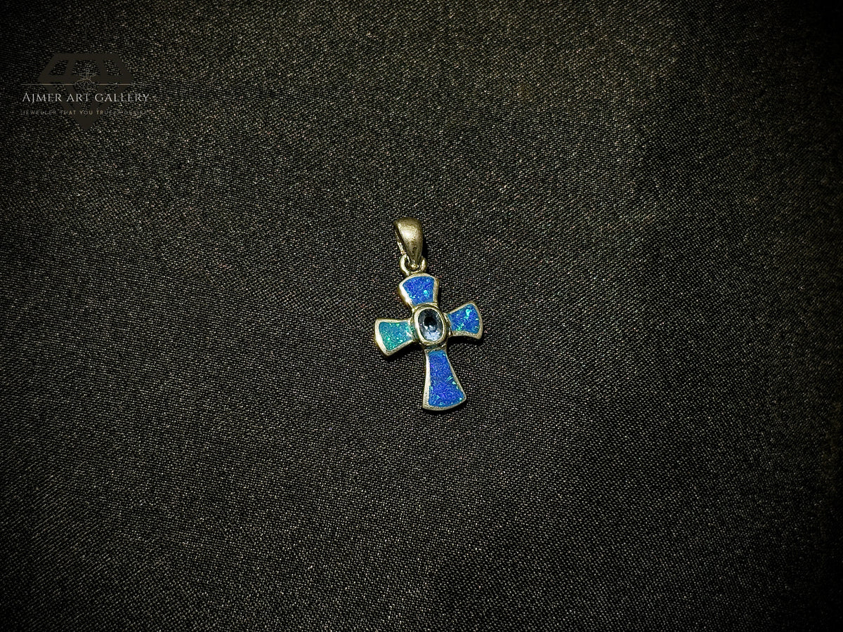 Seeap Pendant In Silver