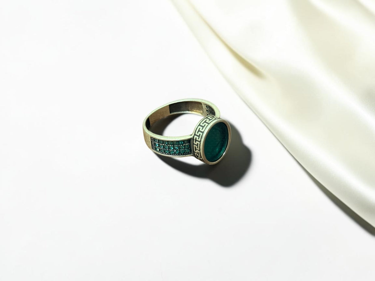 Green Aqeeq / Agate Ring