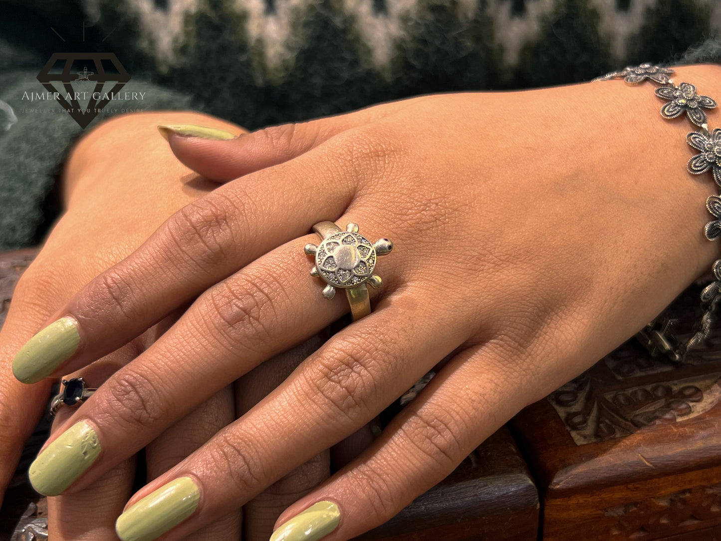 Pure 92.5 Italian Silver Ladies Ring + Elegant Turtle Design Ring