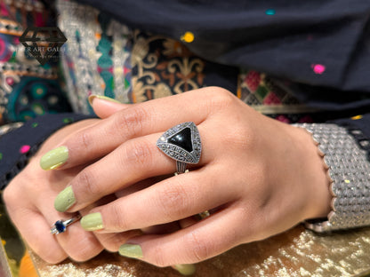 Pure 92.5 Italian Silver Marcasite Stone+Black Aqeeq Stone Ladies Ring