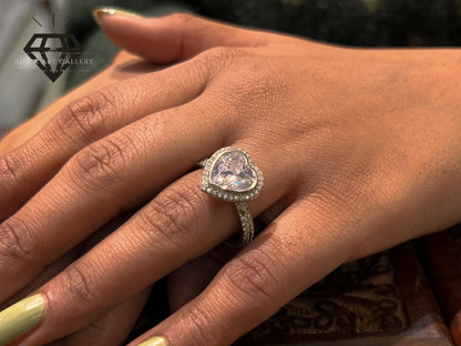 Pure 92.5 Italian Silver Ladies Ring with Premium Quality American Daimond