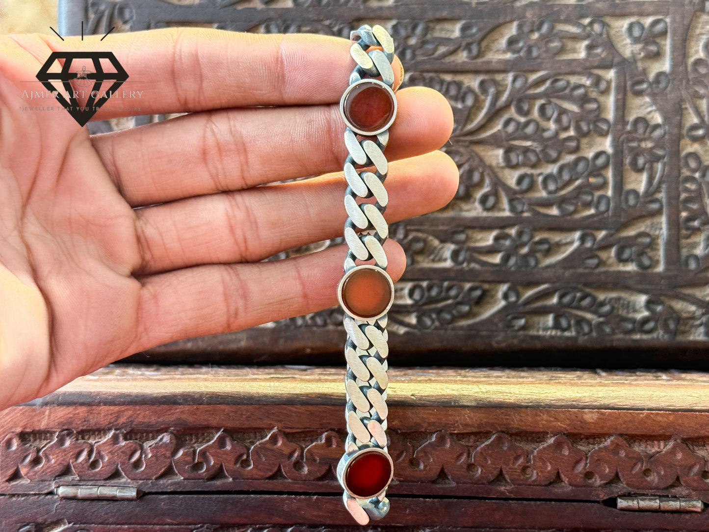 Yemeni Aqeeq/Agate Silver Bracelet