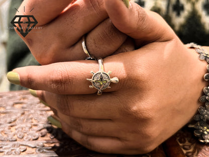 Pure 92.5 Italian Silver Ladies Ring +Elegant wheel Design