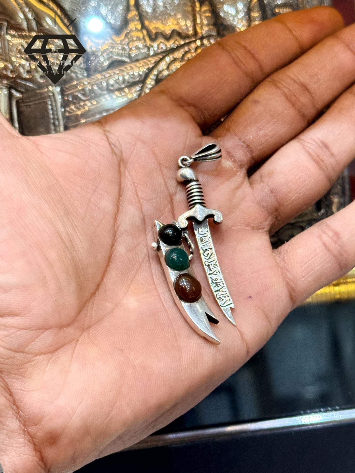 Zulfikar pendant with Aqeeq Stone