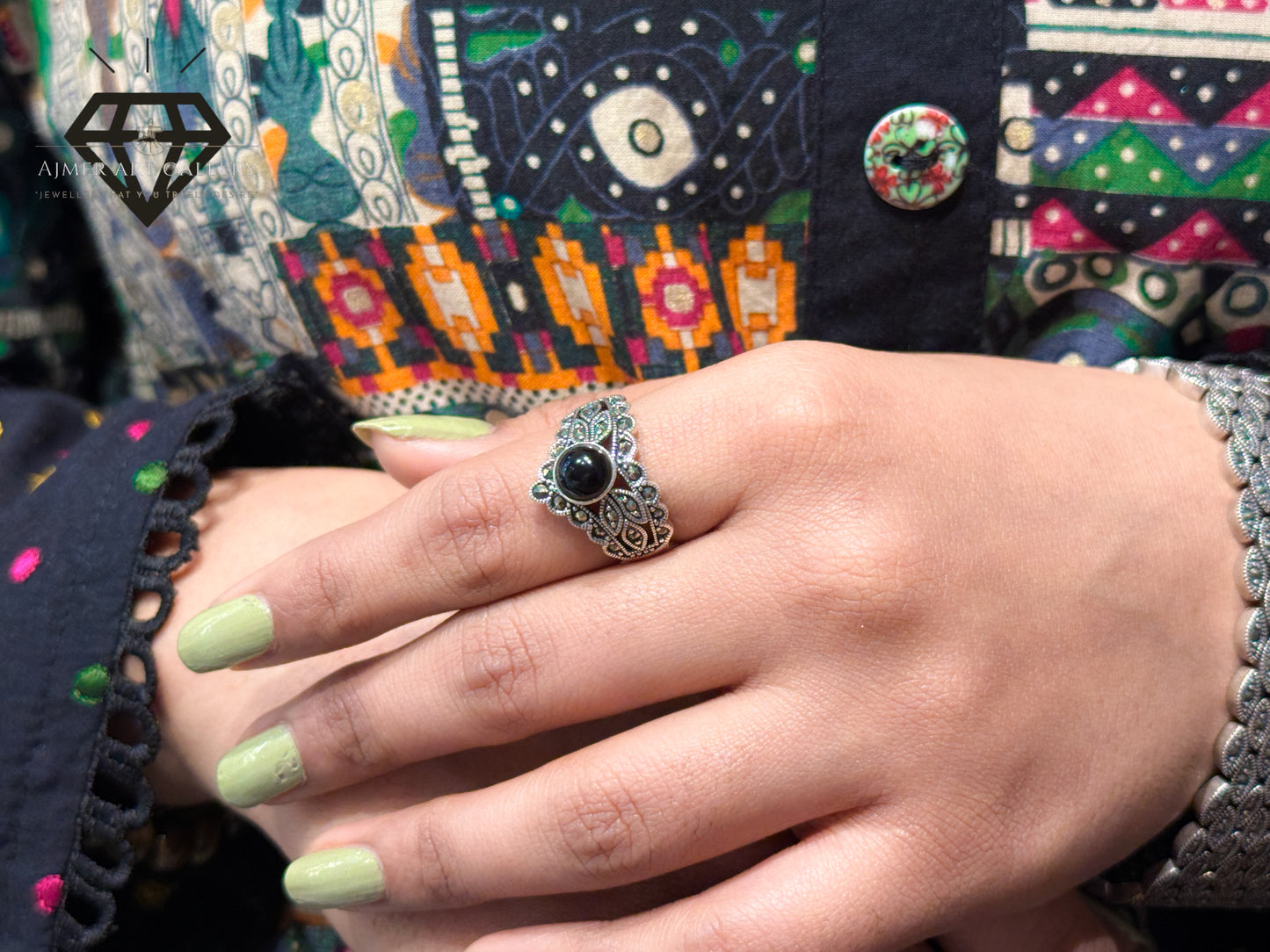 Pure 92.5 Italian Silver Marcasite Stone+Black Aqeeq Stone Ladies Ring