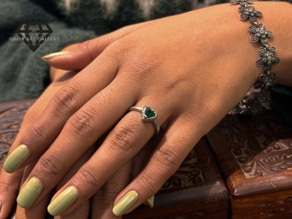 Pure 92.5 Italian Silver Ladies Ring +Royal Green Heart Design
