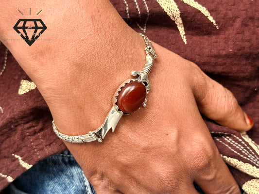 Zulfikar Bracelet With Aqeeq Stone