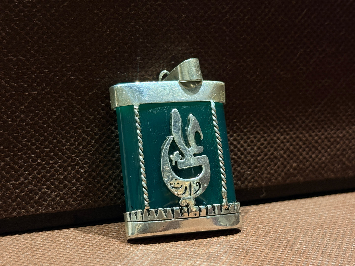 Ali green aqeeq pendant
