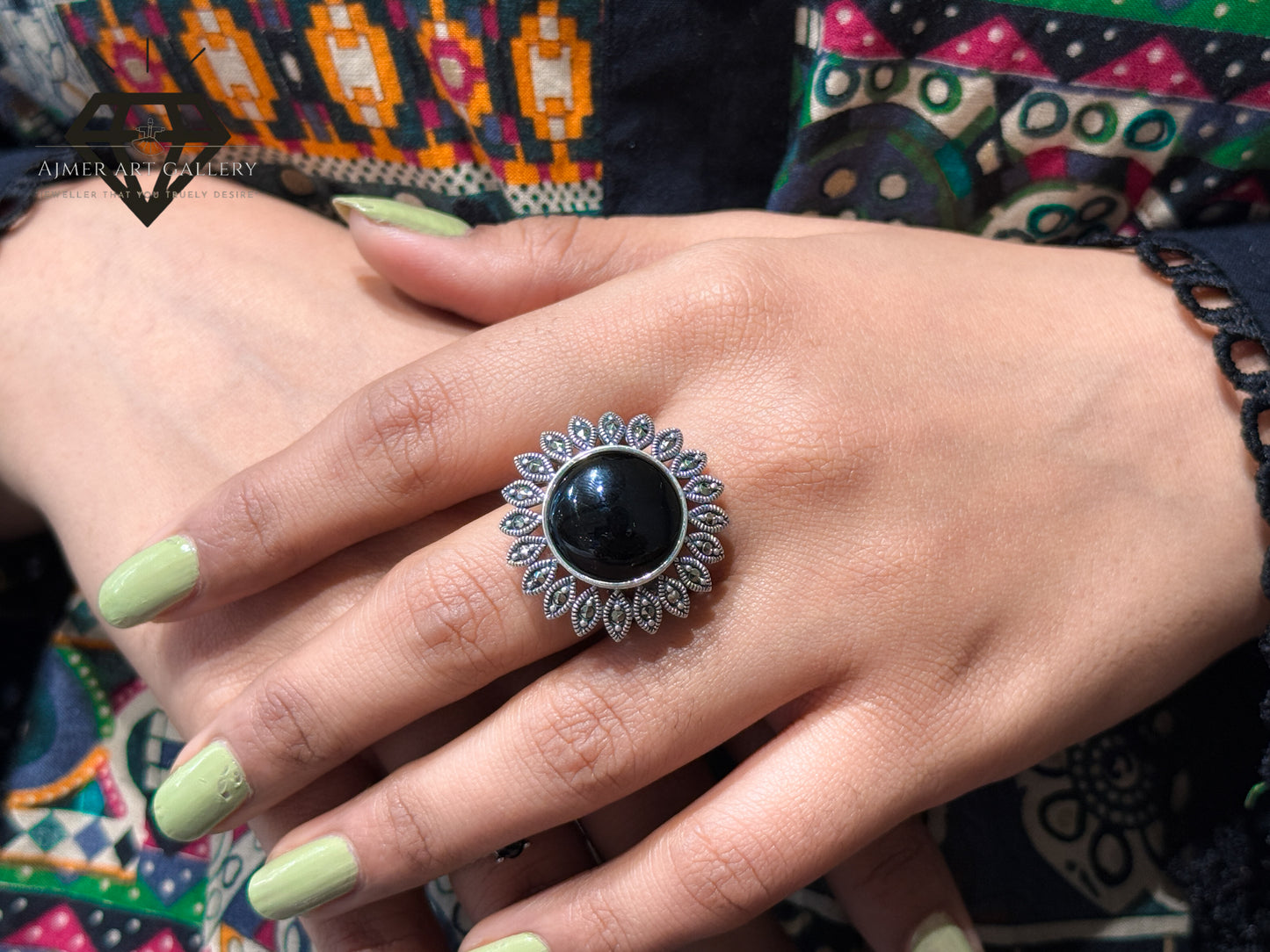 Pure 92.5 Italian Silver Marcasite Stone+Black Aqeeq Stone Ladies Ring