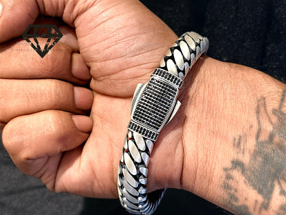 Kada with Bracelet