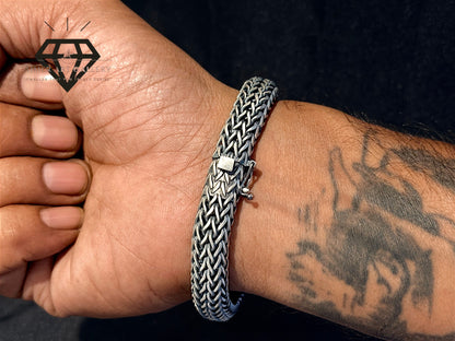 Kada with Bracelet