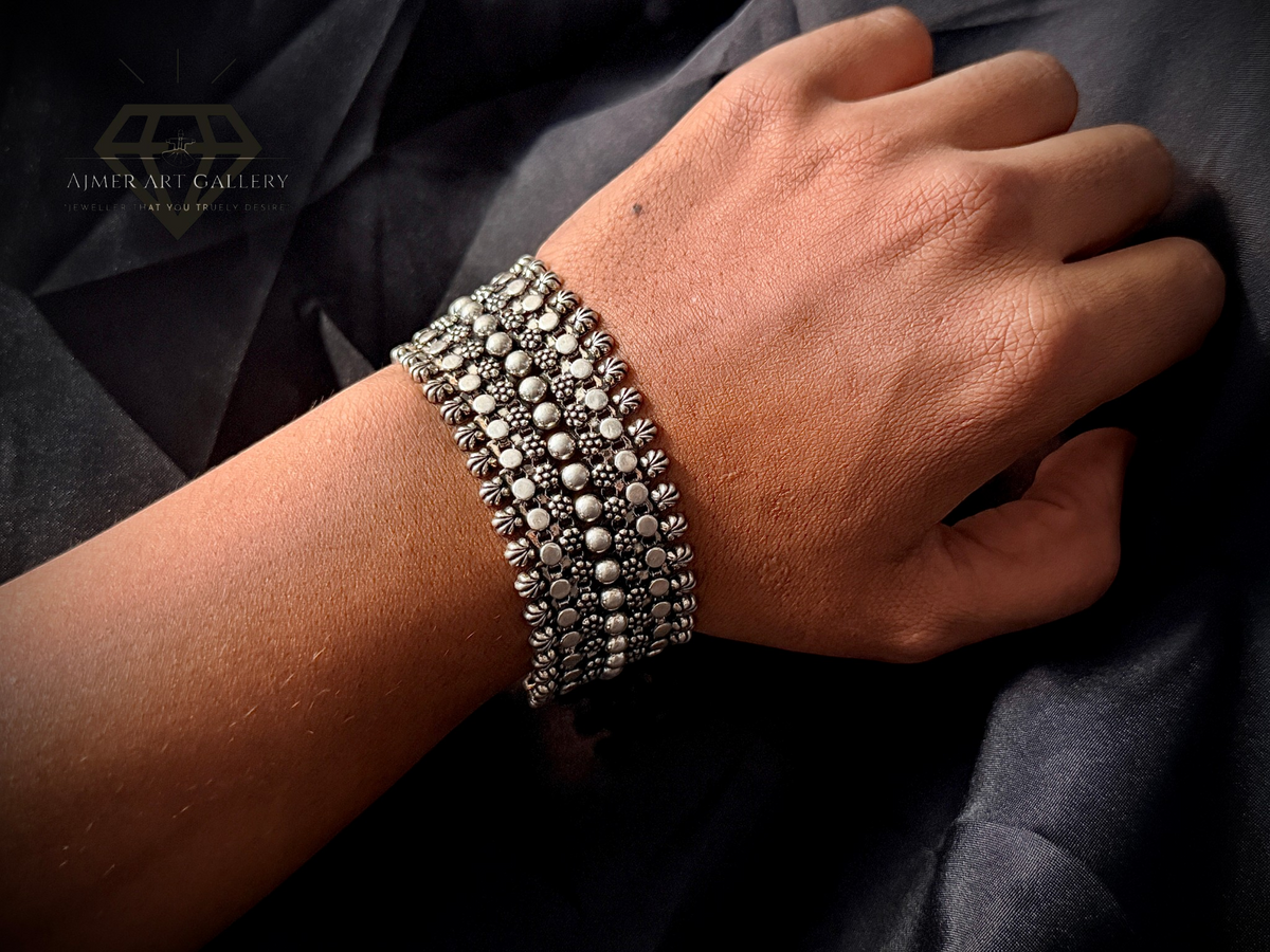 Heavy Bracelet