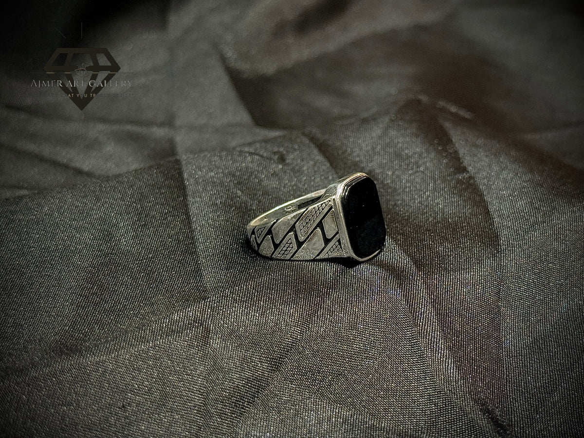 Black Aqeeq Ring