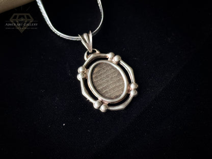 Aayat Pendant