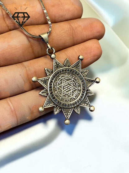Aayat Pendant