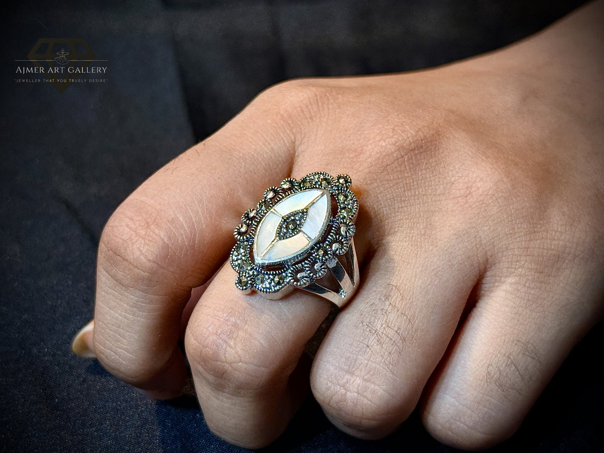 Women's Ring