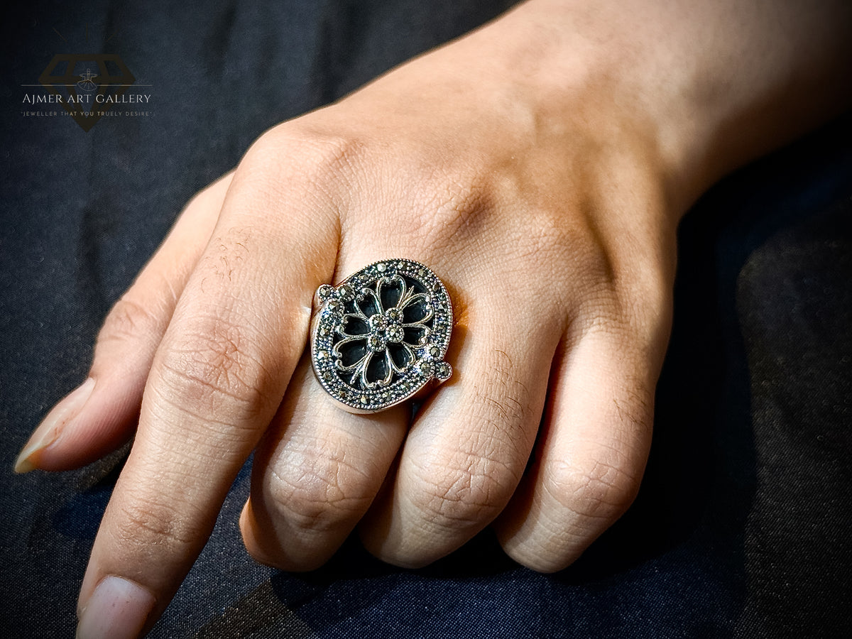 Women's Marcasite Ring