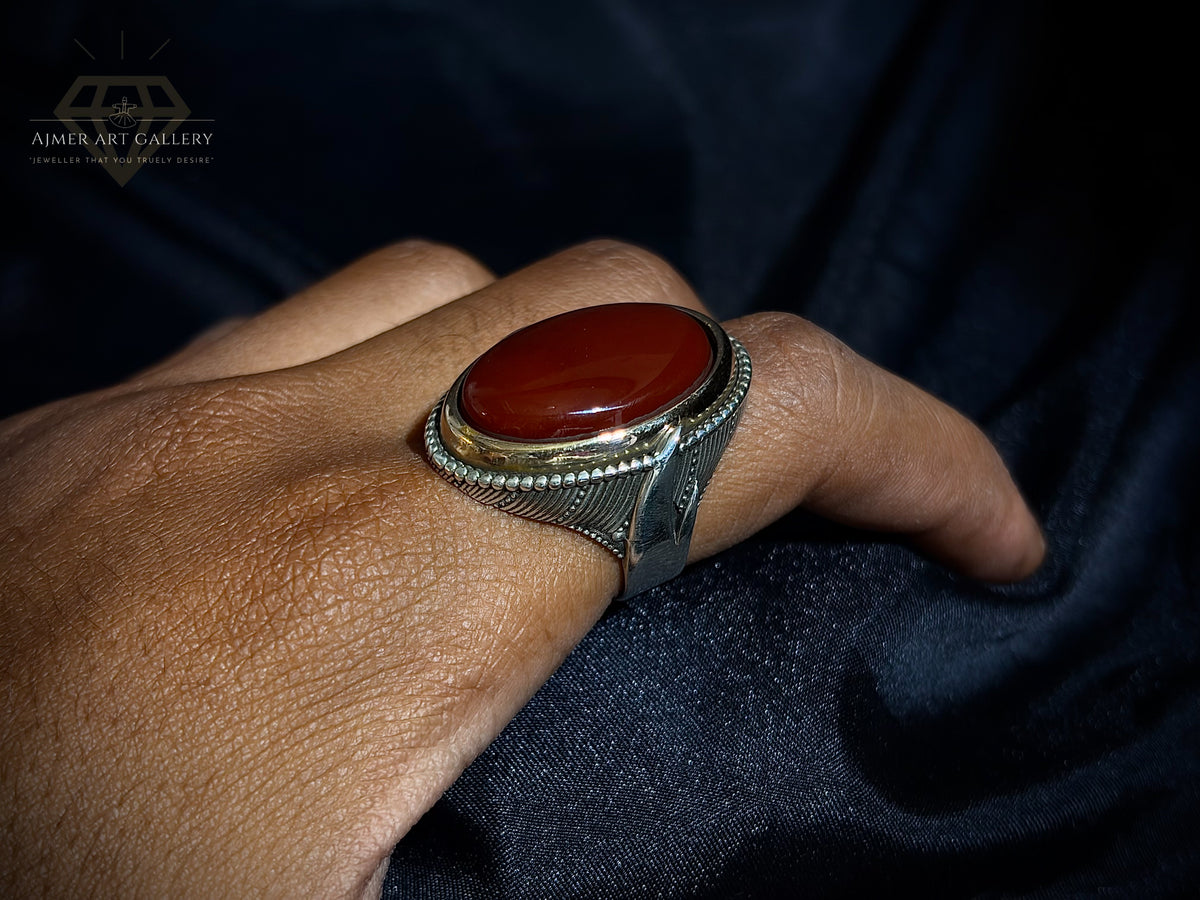 Men's Red Aqeeq / Agate Ring