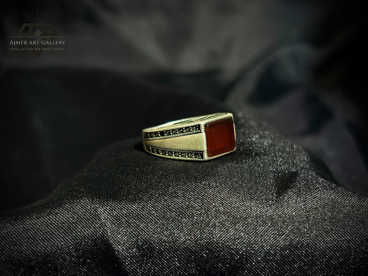 Men's Red Aqeeq / Agate Ring