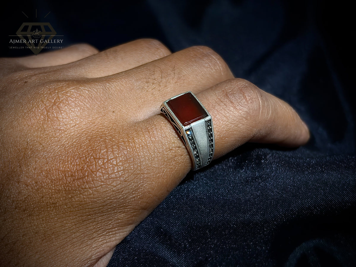 Men's Red Aqeeq / Agate Ring