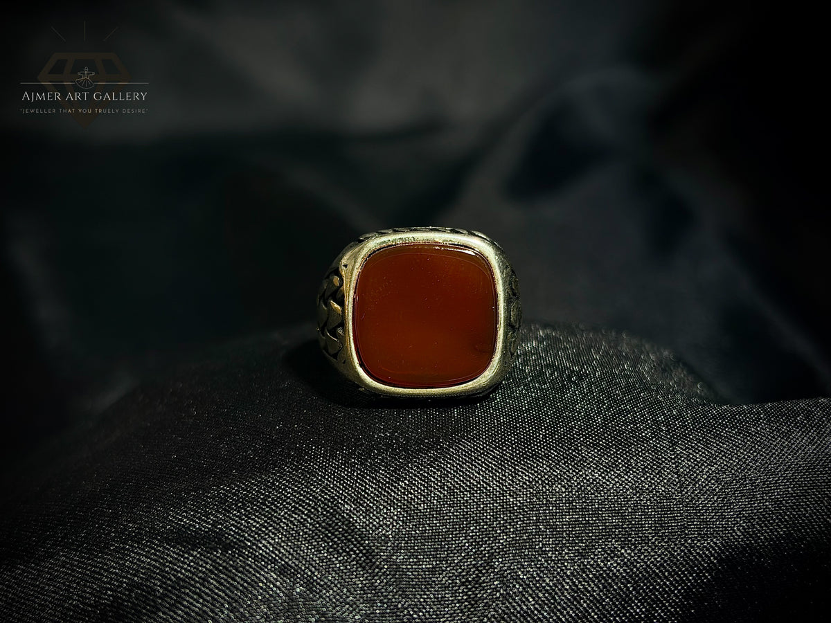 Men's Red Aqeeq / Agate Ring