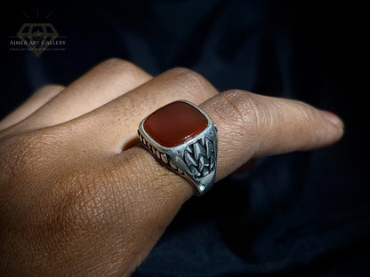 Men's Red Aqeeq / Agate Ring