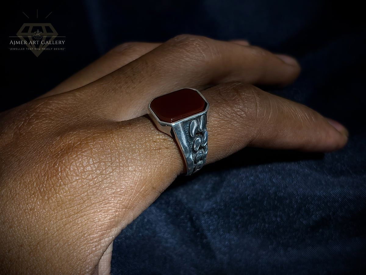 Men's Red Aqeeq / Agate Ring