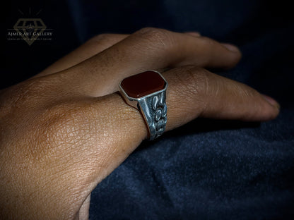 Men's Red Aqeeq / Agate Ring