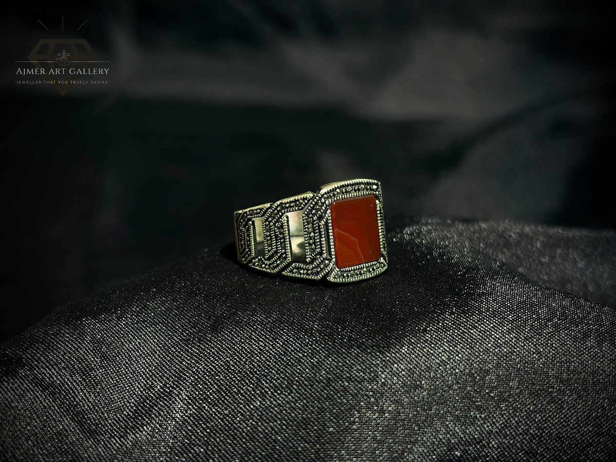 Men's Red Aqeeq / Agate Ring