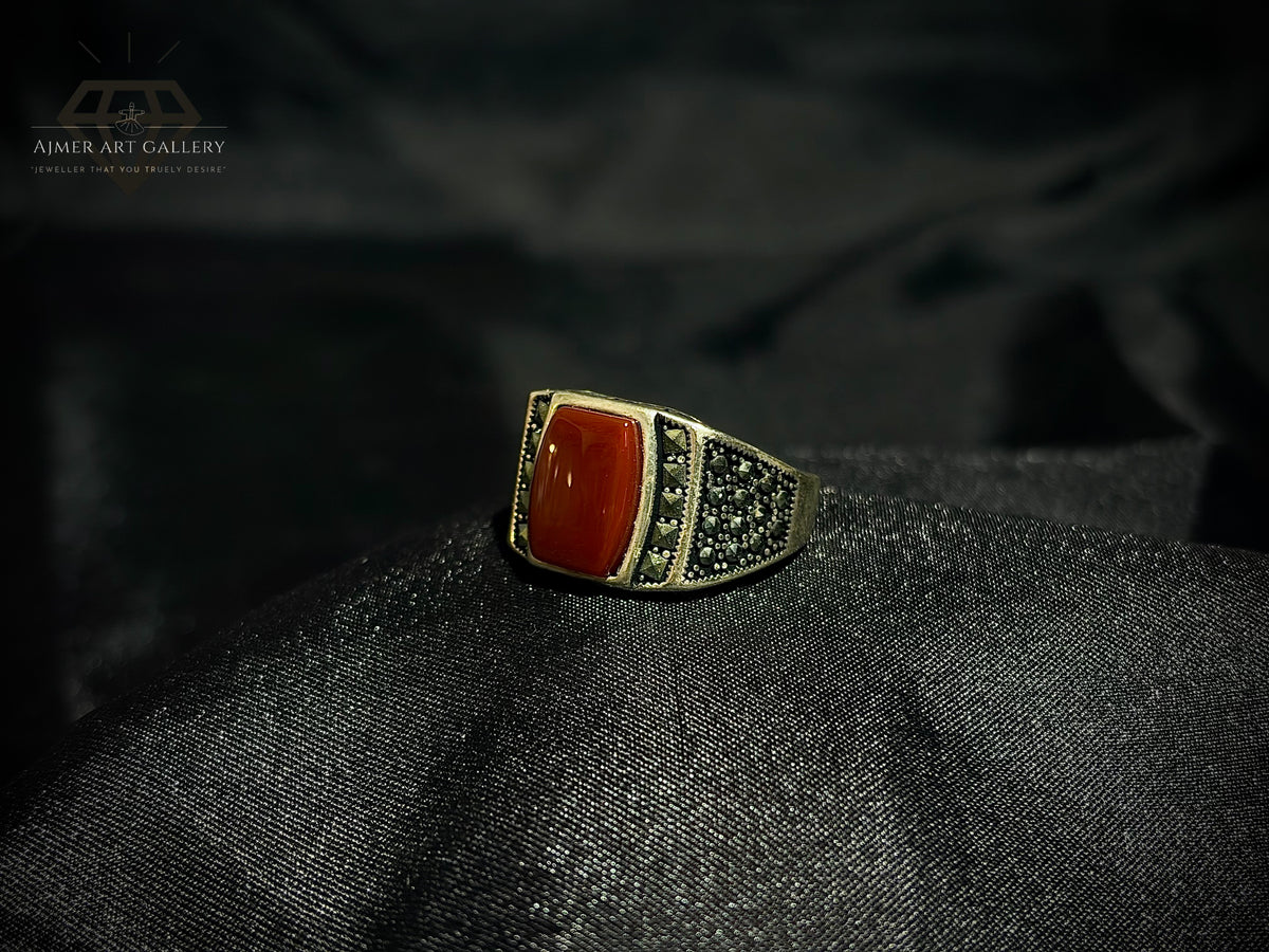 Men's Red Aqeeq / Agate Ring