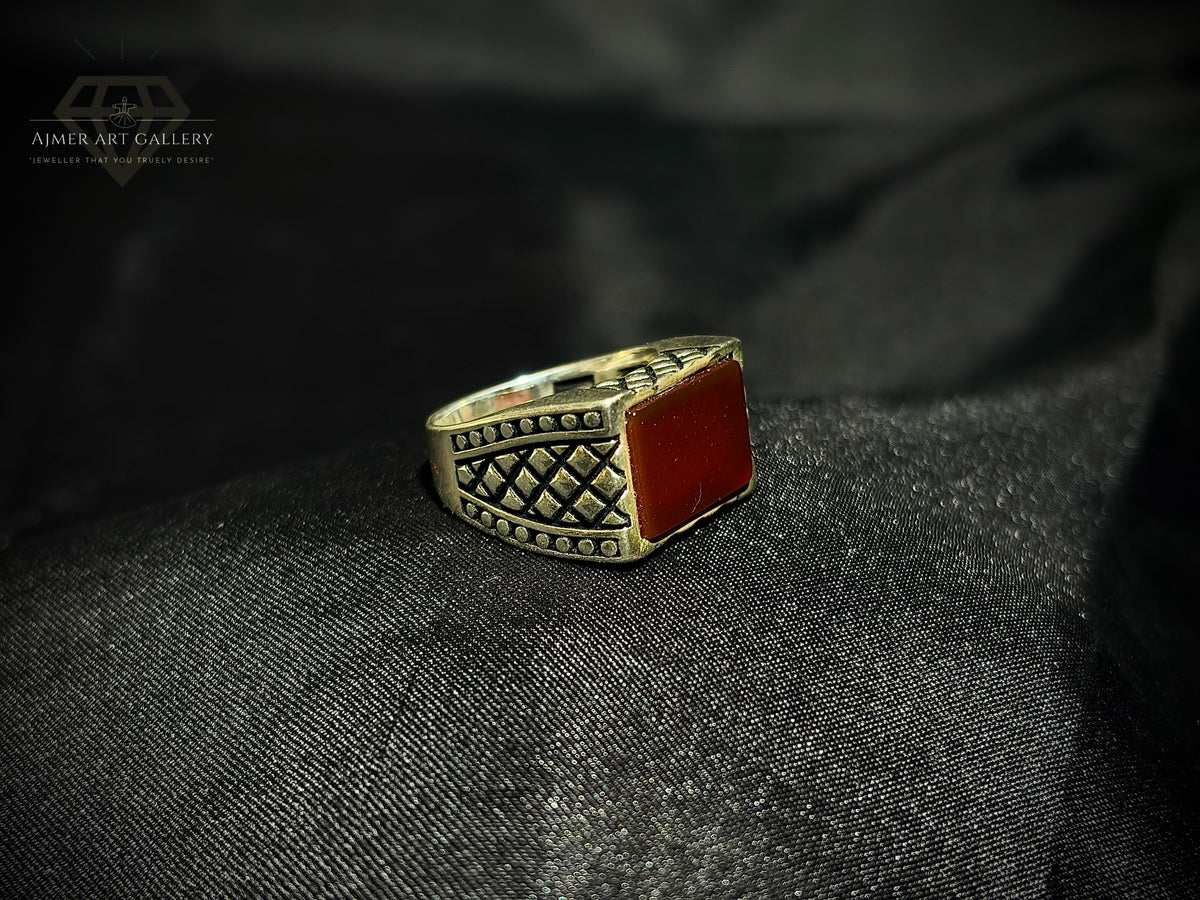 Men's Red Aqeeq / Agate Ring