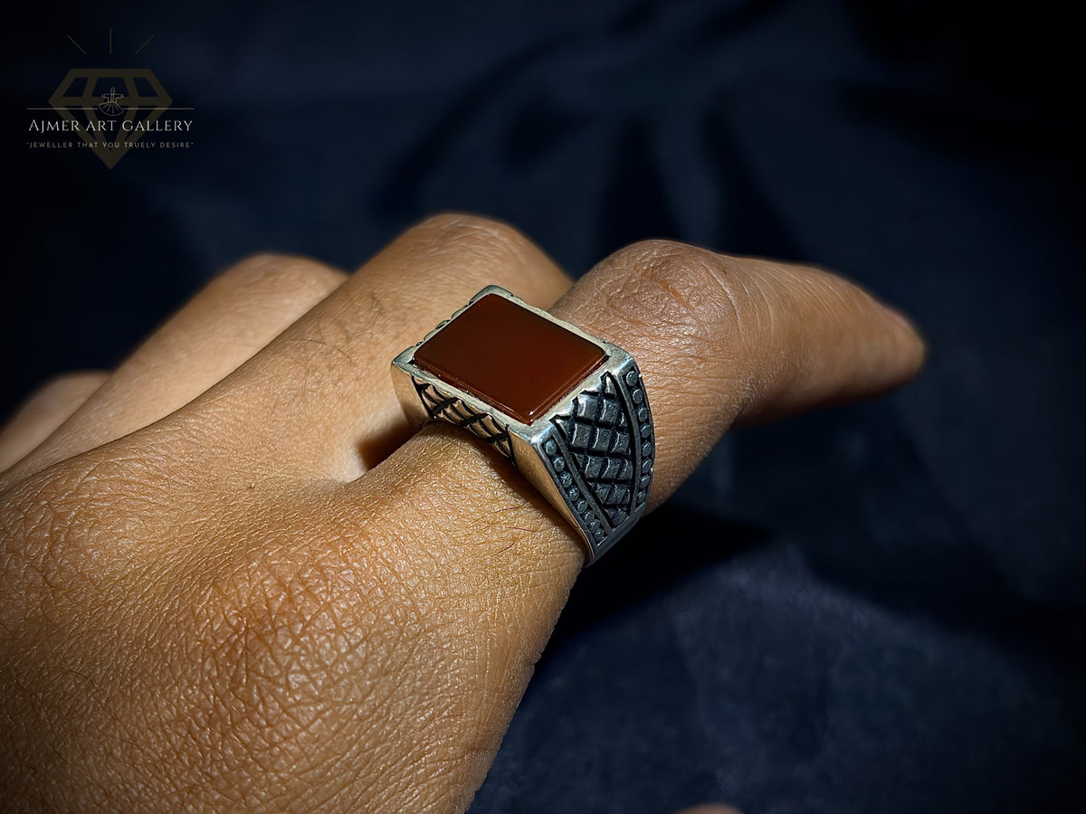 Men's Red Aqeeq / Agate Ring