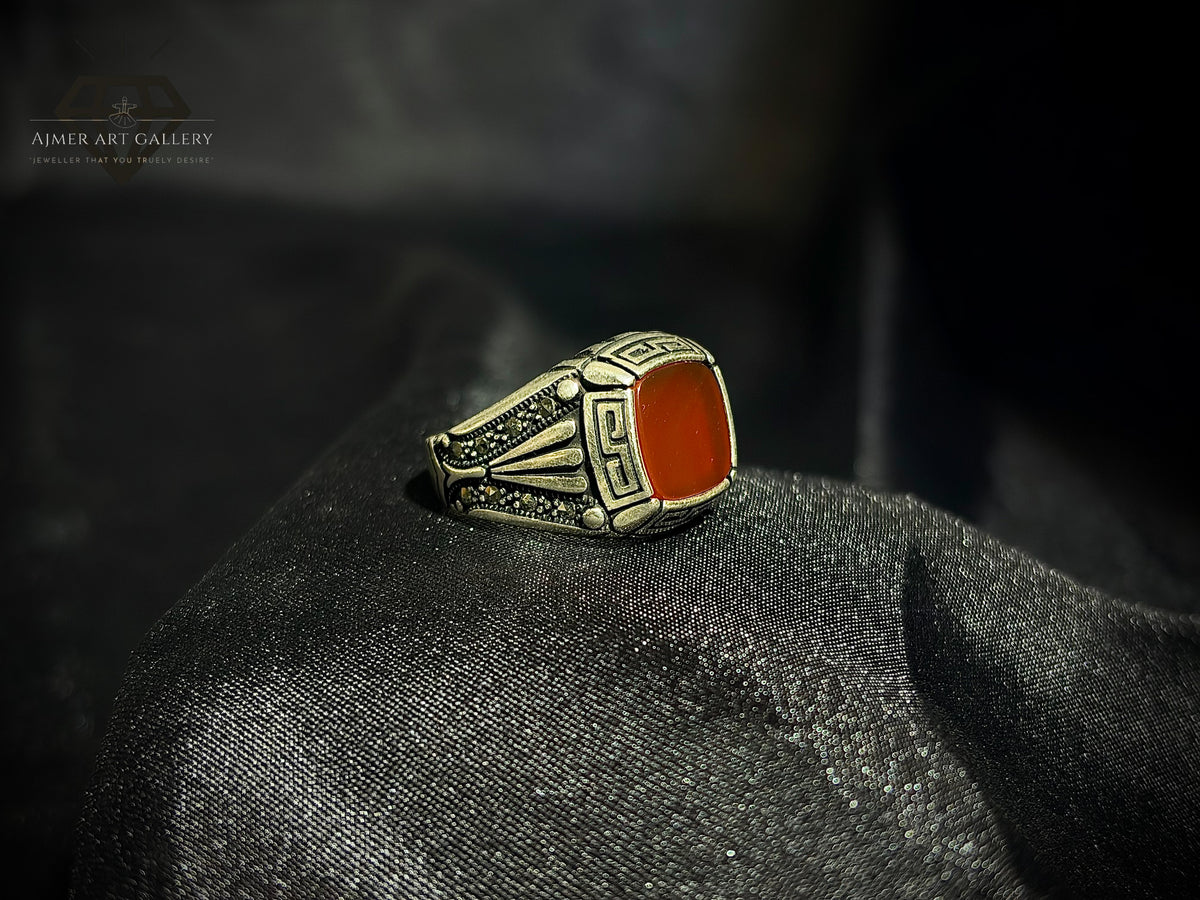 Men's Red Aqeeq / Agate Ring