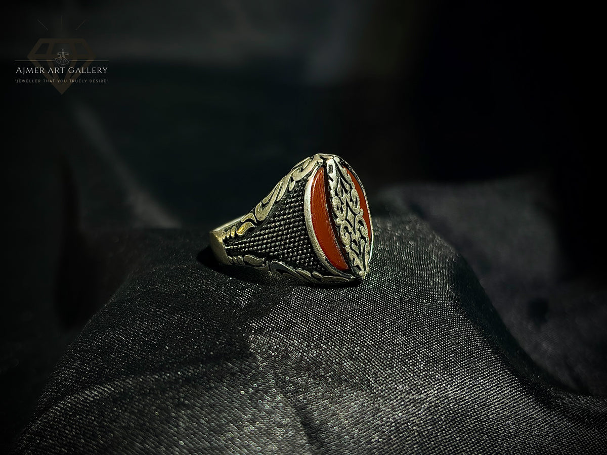 Men's Red Aqeeq / Agate Ring