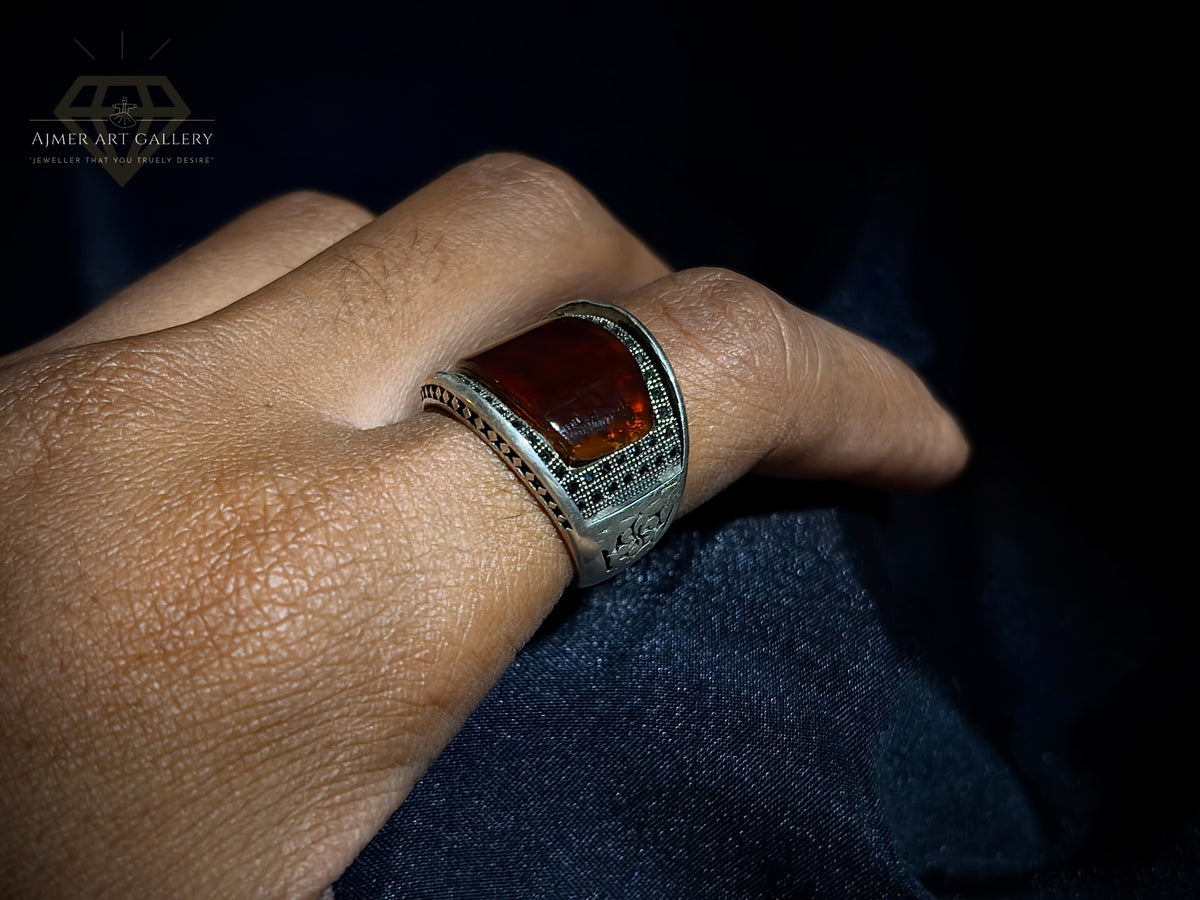 Men's Red Aqeeq / Agate Ring