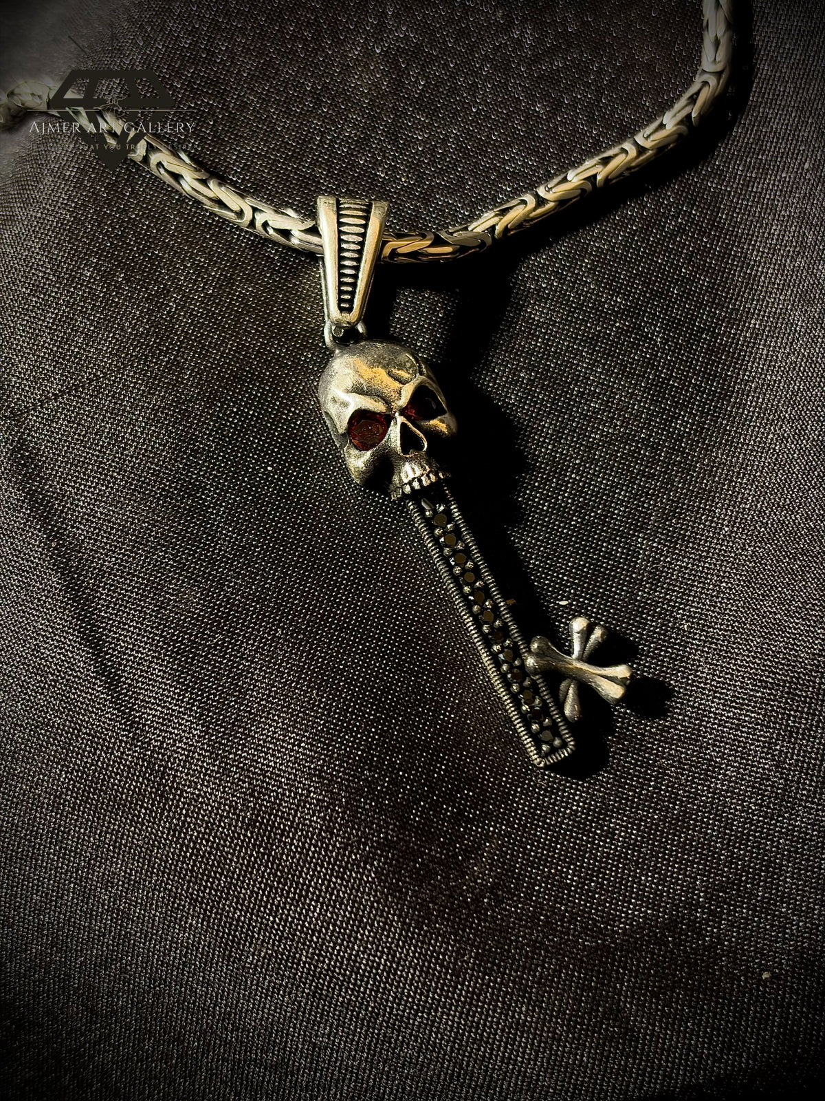 Men's Skull Key Pendant