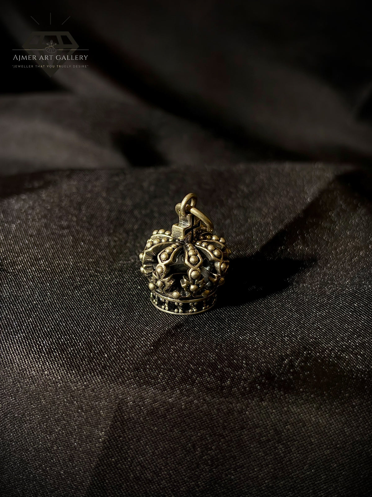 Men's Royal Crown Pendant