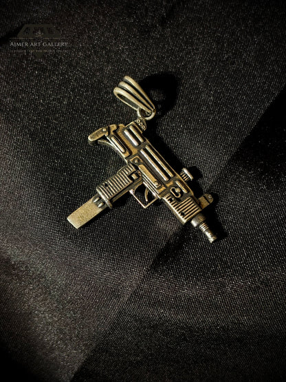 Men's Submachine Gun Pendant