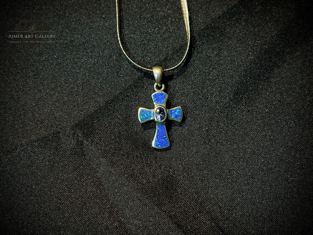 Seeap Pendant In Silver