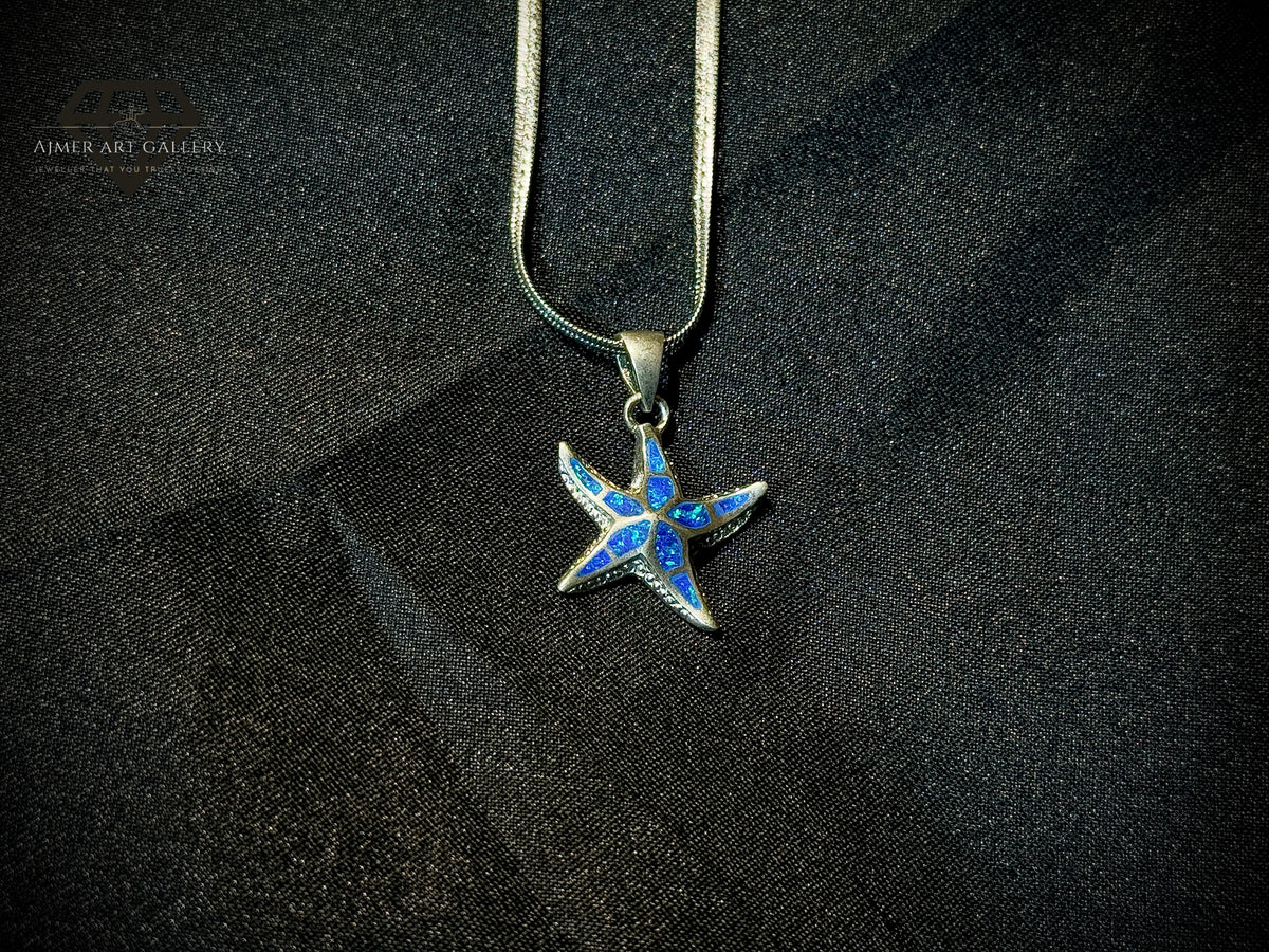 Sea Star Pendant In Silver