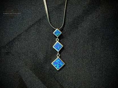 Seeap Pendant In Silver