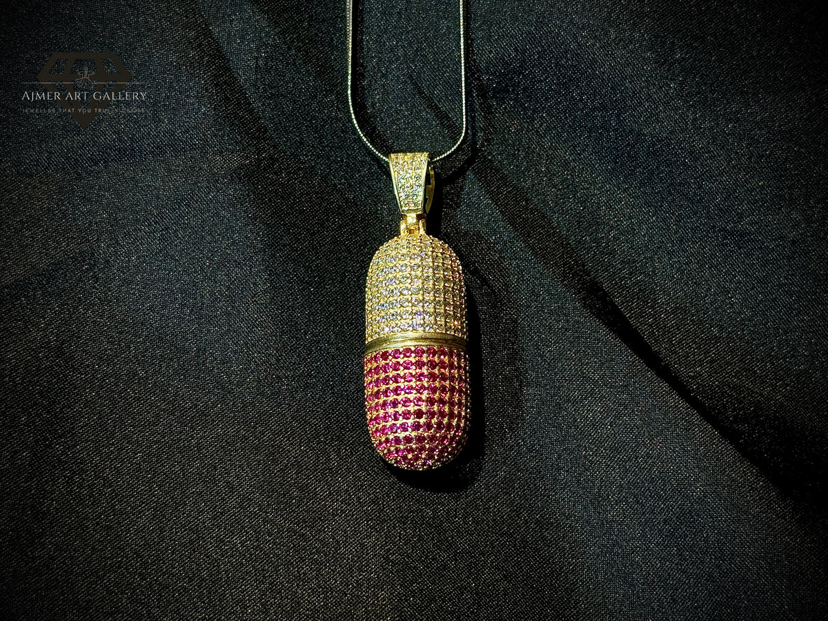 Unique Pendant in Silver