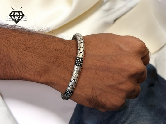 Kada with Bracelet