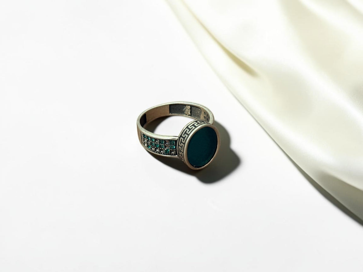 Green Aqeeq / Agate Ring