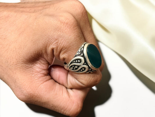 Green Aqeeq / Agate Ring